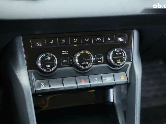 Шкода Karoq, об'ємом двигуна 1.5 л та пробігом 116 тис. км за 20000 $, фото 18 на Automoto.ua