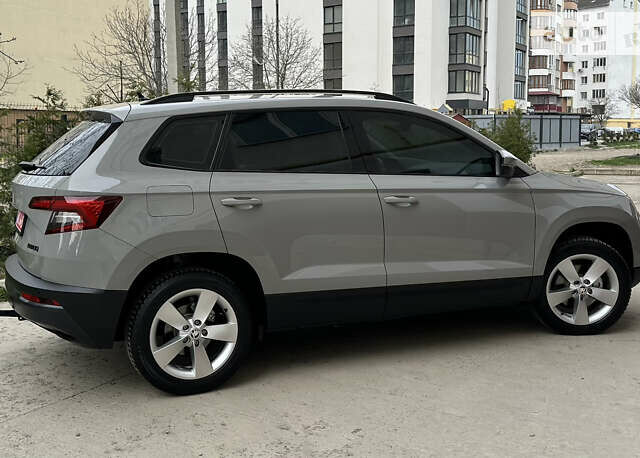 Шкода Karoq, об'ємом двигуна 1.6 л та пробігом 245 тис. км за 18400 $, фото 12 на Automoto.ua