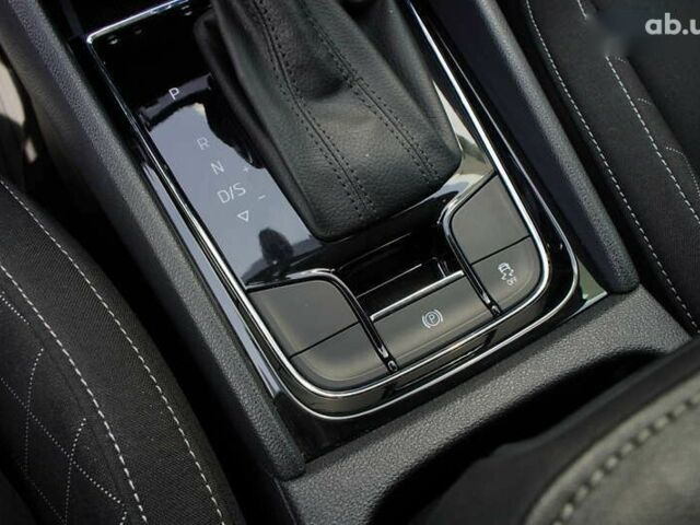 Шкода Karoq, об'ємом двигуна 1.4 л та пробігом 135 тис. км за 20499 $, фото 28 на Automoto.ua