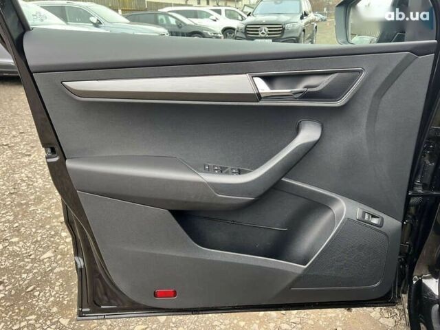 Шкода Karoq, об'ємом двигуна 2 л та пробігом 154 тис. км за 24453 $, фото 28 на Automoto.ua