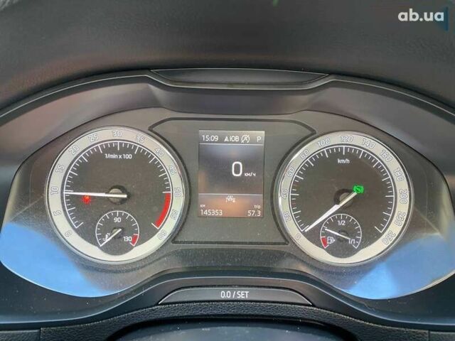 Шкода Karoq, об'ємом двигуна 2 л та пробігом 145 тис. км за 23500 $, фото 15 на Automoto.ua