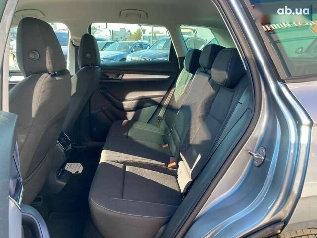 Шкода Karoq, об'ємом двигуна 2 л та пробігом 145 тис. км за 23500 $, фото 21 на Automoto.ua