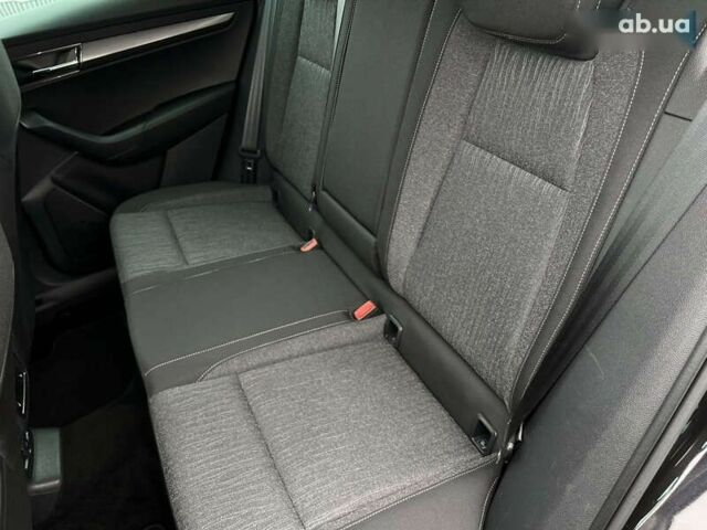 Шкода Karoq, об'ємом двигуна 2 л та пробігом 154 тис. км за 24453 $, фото 29 на Automoto.ua