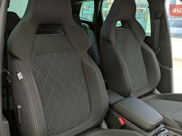 Шкода Karoq, об'ємом двигуна 1.4 л та пробігом 0 тис. км за 33374 $, фото 20 на Automoto.ua