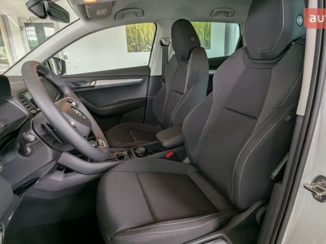 Шкода Karoq, объемом двигателя 1.4 л и пробегом 0 тыс. км за 29905 $, фото 9 на Automoto.ua