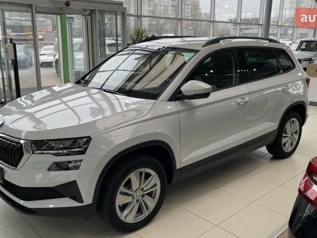 Шкода Karoq, объемом двигателя 1.4 л и пробегом 0 тыс. км за 31007 $, фото 2 на Automoto.ua