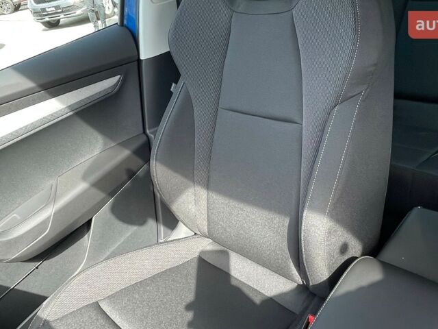 Шкода Karoq, об'ємом двигуна 1.4 л та пробігом 0 тис. км за 31157 $, фото 16 на Automoto.ua