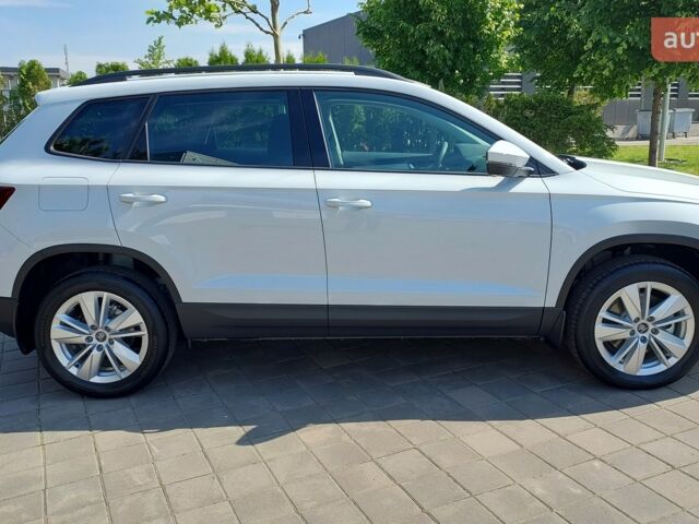 купити нове авто Шкода Karoq 2025 року від офіційного дилера АСТ-КОМБІ Шкода фото