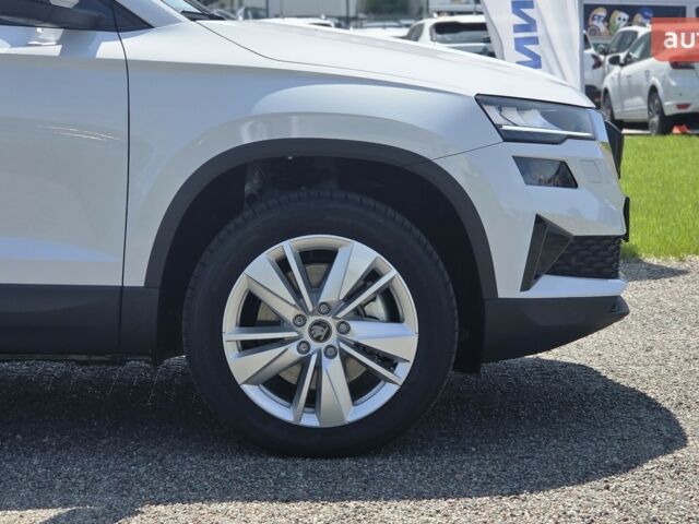 купить новое авто Шкода Karoq 2025 года от официального дилера Віннер Центр Київ Шкода фото