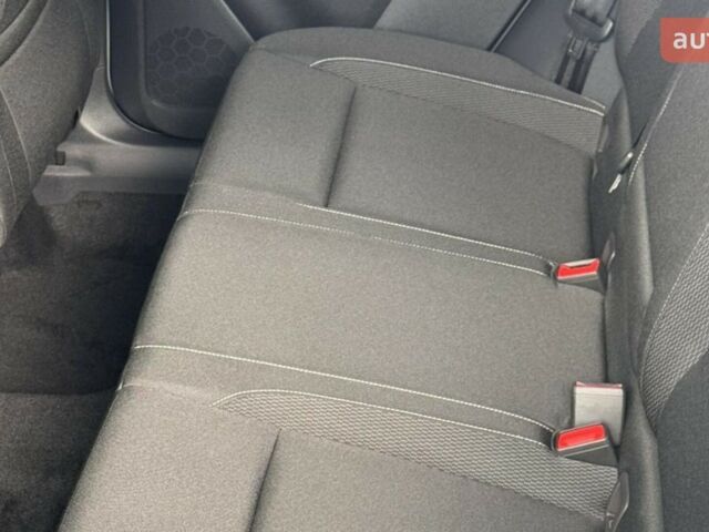 Шкода Karoq, об'ємом двигуна 1.4 л та пробігом 0 тис. км за 30619 $, фото 22 на Automoto.ua