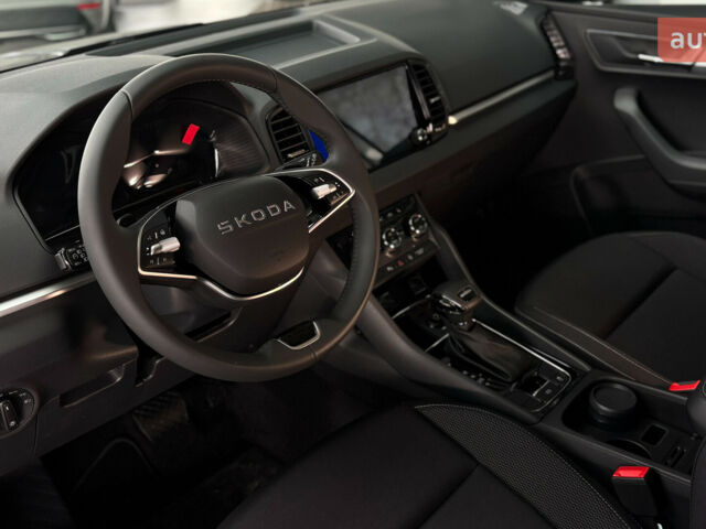 Шкода Karoq, объемом двигателя 1.4 л и пробегом 0 тыс. км за 32874 $, фото 12 на Automoto.ua