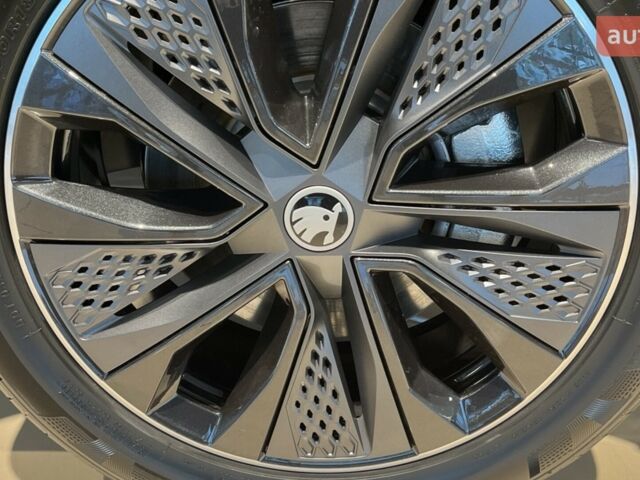 Шкода Karoq 2025 года купить новое авто Шкода Karoq 2025 года от официального дилера Віннер Центр Київ Шкода фото