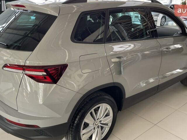 Шкода Karoq, объемом двигателя 1.4 л и пробегом 0 тыс. км за 31546 $, фото 8 на Automoto.ua