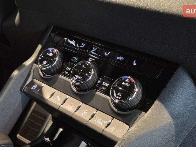 купить новое авто Шкода Karoq 2025 года от официального дилера Віннер Центр Київ Шкода фото