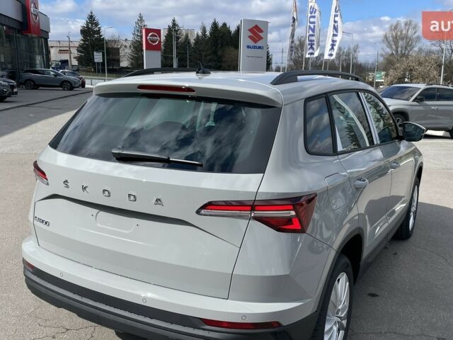 Шкода Karoq, объемом двигателя 1.4 л и пробегом 0 тыс. км за 30855 $, фото 4 на Automoto.ua