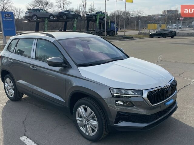 Шкода Karoq, объемом двигателя 1.4 л и пробегом 0 тыс. км за 31092 $, фото 1 на Automoto.ua