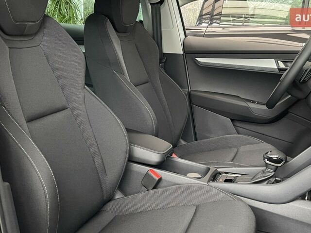 Шкода Karoq, объемом двигателя 1.4 л и пробегом 0 тыс. км за 31007 $, фото 13 на Automoto.ua