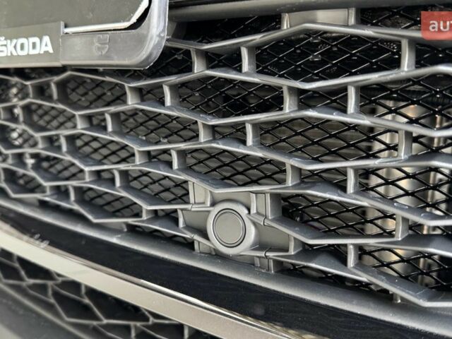 Шкода Karoq, объемом двигателя 1.4 л и пробегом 0 тыс. км за 29905 $, фото 16 на Automoto.ua