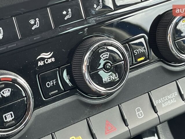 Шкода Karoq, объемом двигателя 1.4 л и пробегом 0 тыс. км за 31546 $, фото 3 на Automoto.ua