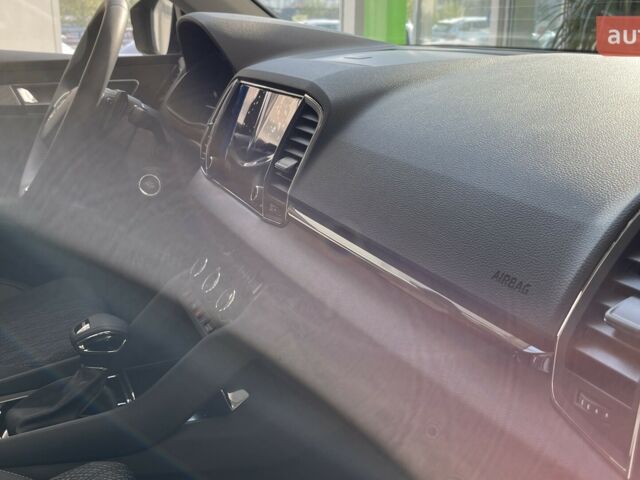 Шкода Karoq, объемом двигателя 1.4 л и пробегом 0 тыс. км за 31164 $, фото 7 на Automoto.ua