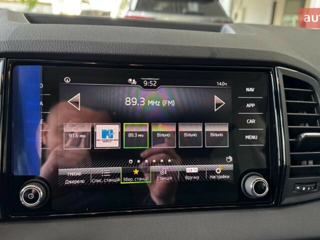 Шкода Karoq, объемом двигателя 1.4 л и пробегом 0 тыс. км за 29905 $, фото 23 на Automoto.ua