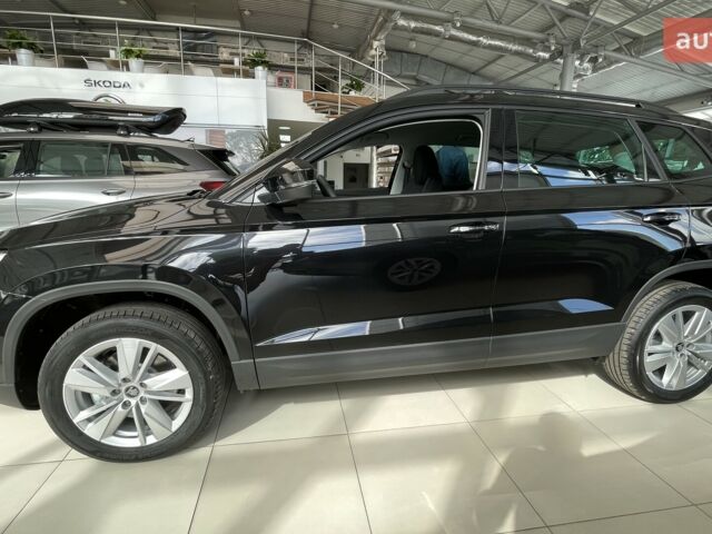 Шкода Karoq, объемом двигателя 1.4 л и пробегом 0 тыс. км за 28359 $, фото 5 на Automoto.ua