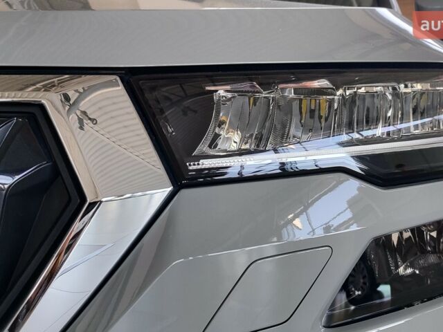 Шкода Karoq, об'ємом двигуна 1.4 л та пробігом 0 тис. км за 31071 $, фото 4 на Automoto.ua