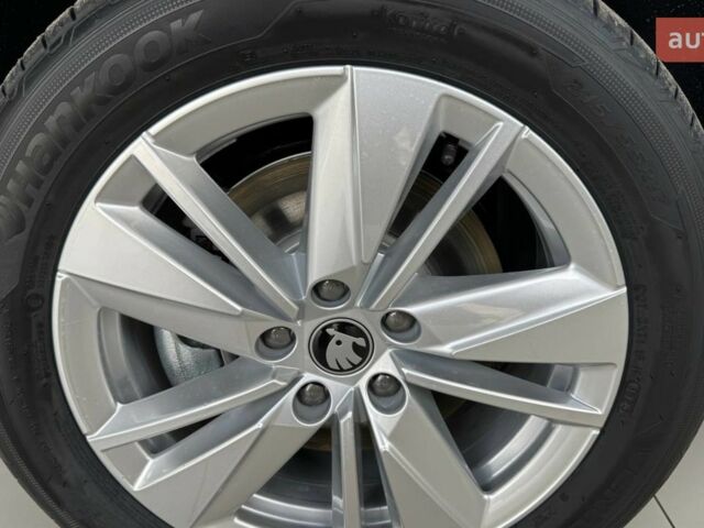 Шкода Karoq, объемом двигателя 1.4 л и пробегом 0 тыс. км за 29905 $, фото 17 на Automoto.ua