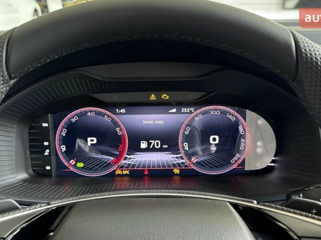 Шкода Karoq, об'ємом двигуна 1.4 л та пробігом 0 тис. км за 36443 $, фото 19 на Automoto.ua