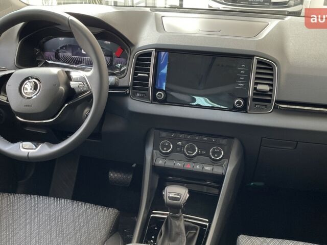 Шкода Karoq, объемом двигателя 1.4 л и пробегом 0 тыс. км за 31164 $, фото 13 на Automoto.ua