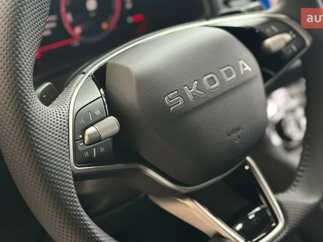 купить новое авто Шкода Karoq 2025 года от официального дилера Євромоторс Skoda Шкода фото