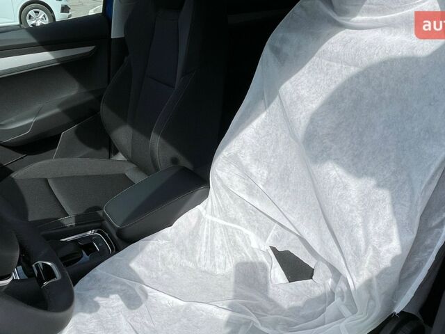 Шкода Karoq, об'ємом двигуна 1.4 л та пробігом 0 тис. км за 31157 $, фото 17 на Automoto.ua