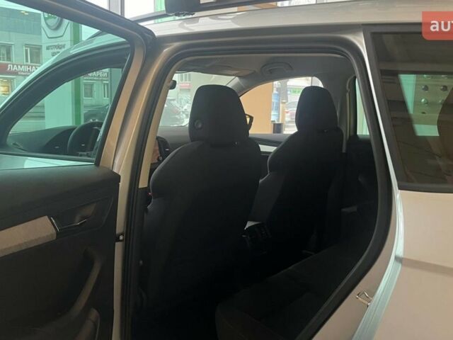 Шкода Karoq, объемом двигателя 1.4 л и пробегом 0 тыс. км за 31278 $, фото 13 на Automoto.ua