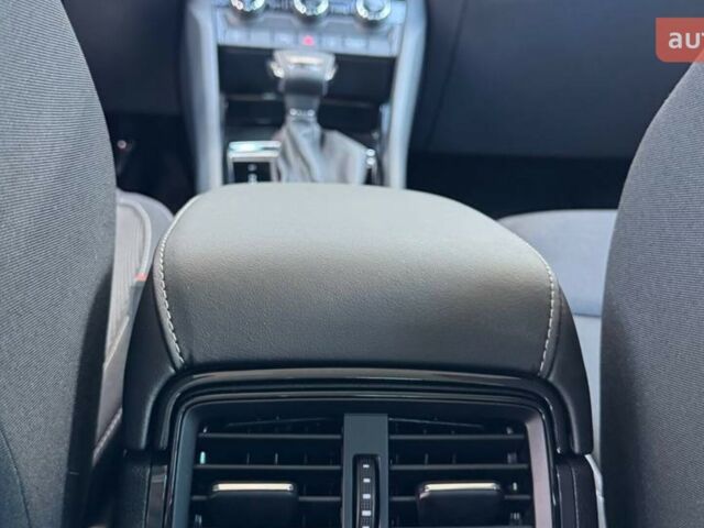 Шкода Karoq, объемом двигателя 1.4 л и пробегом 0 тыс. км за 30761 $, фото 22 на Automoto.ua