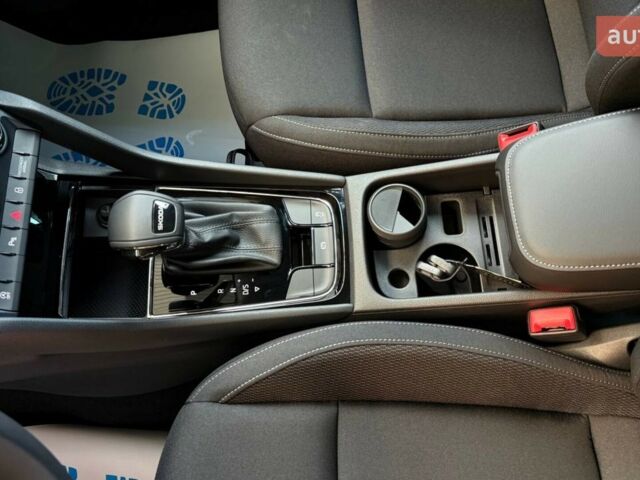 купить новое авто Шкода Karoq 2025 года от официального дилера Автотрейдiнг-Одеса Skoda Шкода фото