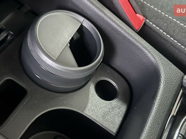 Шкода Karoq, объемом двигателя 1.4 л и пробегом 0 тыс. км за 30445 $, фото 16 на Automoto.ua