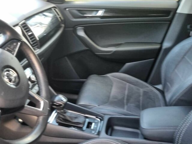 Серый Шкода Karoq, объемом двигателя 1.4 л и пробегом 92 тыс. км за 18699 $, фото 13 на Automoto.ua