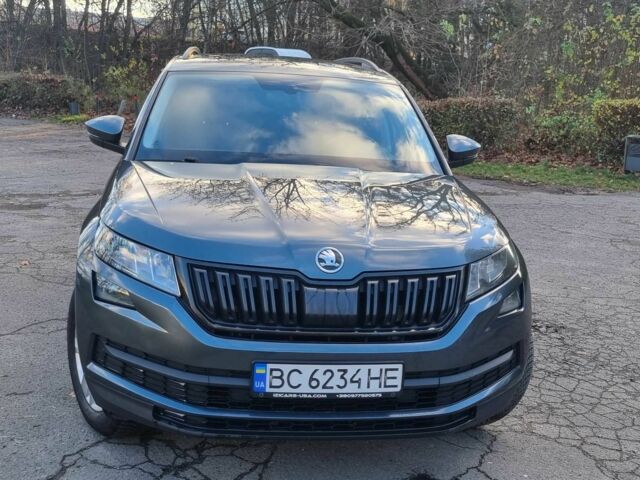 Серый Шкода Karoq, объемом двигателя 1.4 л и пробегом 92 тыс. км за 18699 $, фото 8 на Automoto.ua
