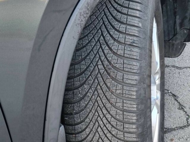 Серый Шкода Karoq, объемом двигателя 1.4 л и пробегом 92 тыс. км за 18699 $, фото 9 на Automoto.ua