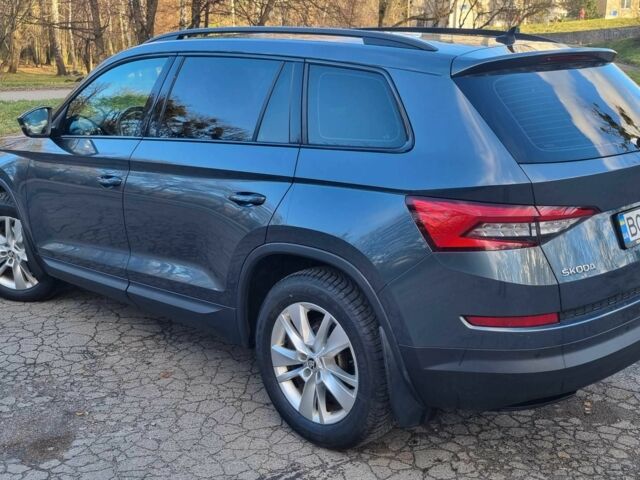 Серый Шкода Karoq, объемом двигателя 1.4 л и пробегом 92 тыс. км за 18699 $, фото 3 на Automoto.ua