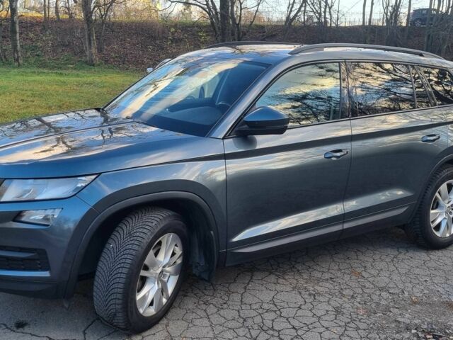 Серый Шкода Karoq, объемом двигателя 1.4 л и пробегом 92 тыс. км за 18699 $, фото 1 на Automoto.ua