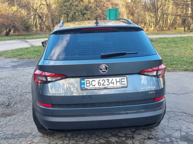 Серый Шкода Karoq, объемом двигателя 1.4 л и пробегом 92 тыс. км за 18699 $, фото 4 на Automoto.ua