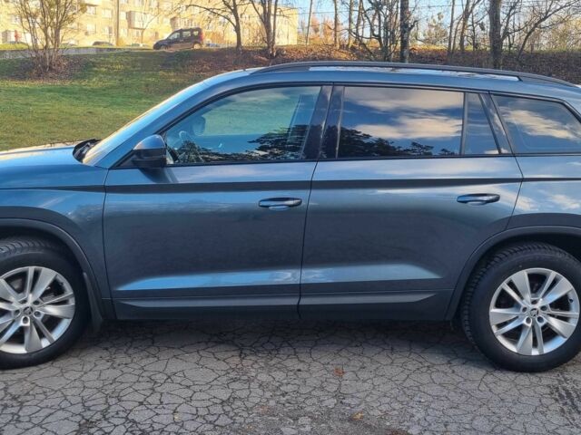 Серый Шкода Karoq, объемом двигателя 1.4 л и пробегом 92 тыс. км за 18699 $, фото 2 на Automoto.ua