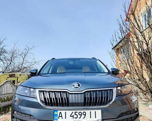 Сірий Шкода Karoq, об'ємом двигуна 1.5 л та пробігом 82 тис. км за 21500 $, фото 2 на Automoto.ua