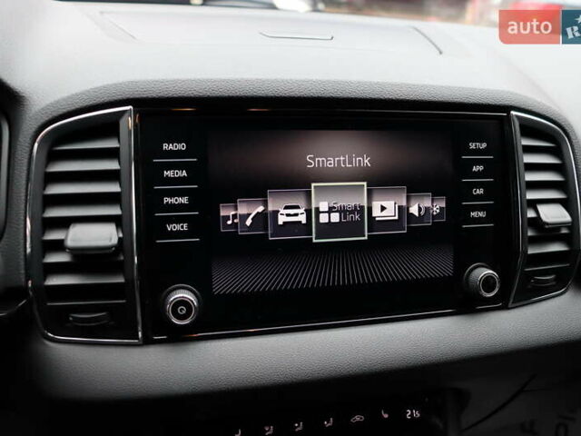 Серый Шкода Karoq, объемом двигателя 1.5 л и пробегом 212 тыс. км за 18900 $, фото 26 на Automoto.ua