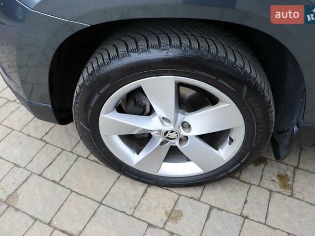 Серый Шкода Karoq, объемом двигателя 1.5 л и пробегом 212 тыс. км за 18900 $, фото 10 на Automoto.ua