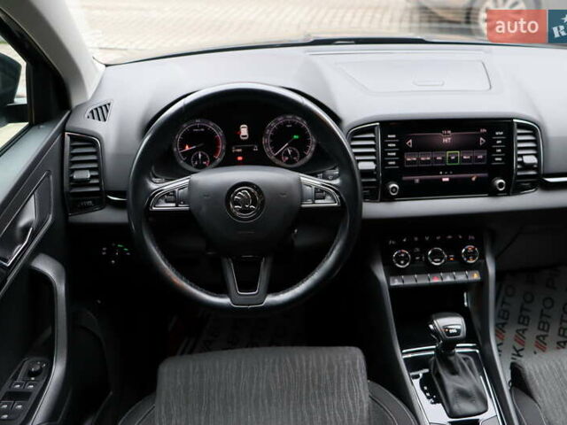 Серый Шкода Karoq, объемом двигателя 1.5 л и пробегом 212 тыс. км за 18900 $, фото 36 на Automoto.ua