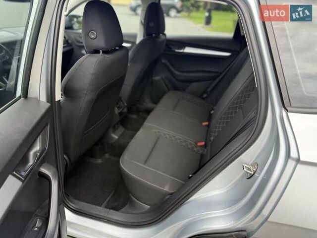 Серый Шкода Karoq, объемом двигателя 1.5 л и пробегом 253 тыс. км за 16500 $, фото 30 на Automoto.ua