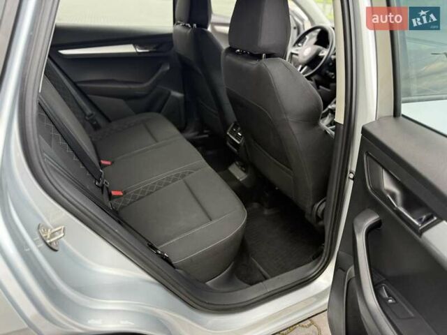 Серый Шкода Karoq, объемом двигателя 1.5 л и пробегом 253 тыс. км за 16500 $, фото 26 на Automoto.ua