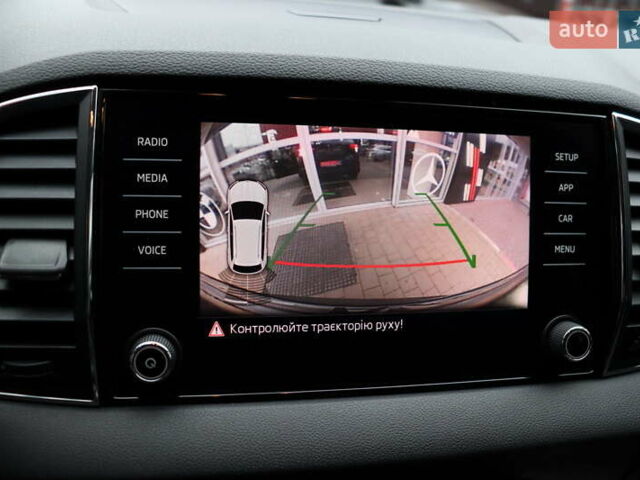 Серый Шкода Karoq, объемом двигателя 1.5 л и пробегом 212 тыс. км за 18900 $, фото 30 на Automoto.ua